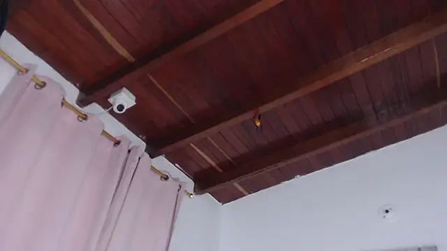 Amara Red online show from 10/21/25, 11:22