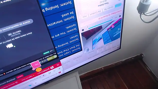 Snapshot of Amara_Red chatting on 06/17/26, 11:01 Amara Red online show from 06/17/26, 11:01