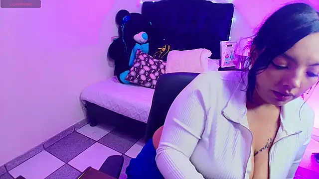 loren tits24 online show from 05/02/26, 10:48