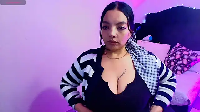 loren tits24 online show from 05/11/26, 08:28