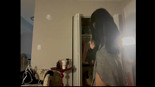 Snapshot of babybimbo chatting on 12/18/24, 11:19 babybimbo online show from 12/18/24, 11:19