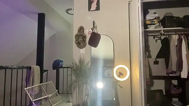 Snapshot of babybimbo chatting on 01/12/25, 05:24 babybimbo online show from 01/12/25, 05:24