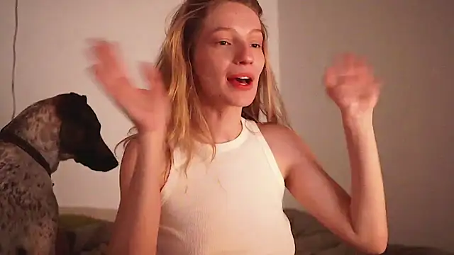 Stephany talks online show from 02/26/25, 02:48