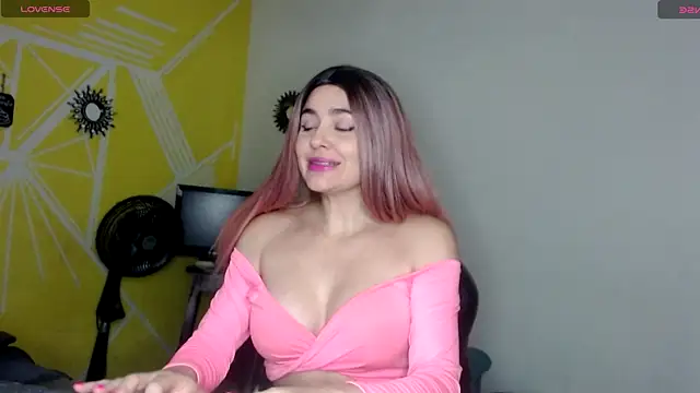 Nikolle Rouss online show from 02/28/25, 06:43