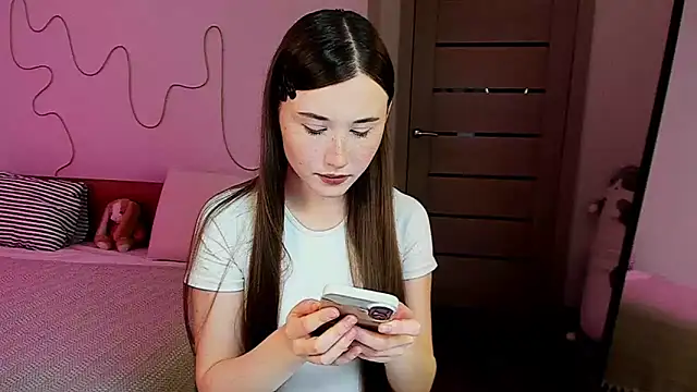 Stella Sunny online show from 12/16/25, 01:21