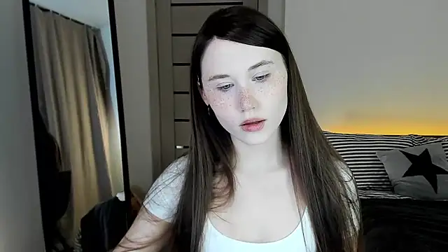 Stella Sunny online show from 02/09/26, 06:01