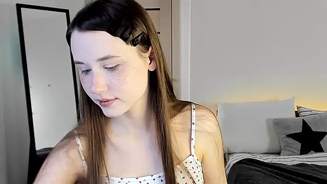 Stella Sunny online show from 02/17/26, 07:38