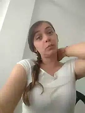 Snapshot of natalie_cowens chatting on 01/31/25, 07:51 natalie cowens online show from 01/31/25, 07:51