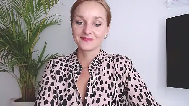 AliciaDesire online show from 09/26/25, 06:39