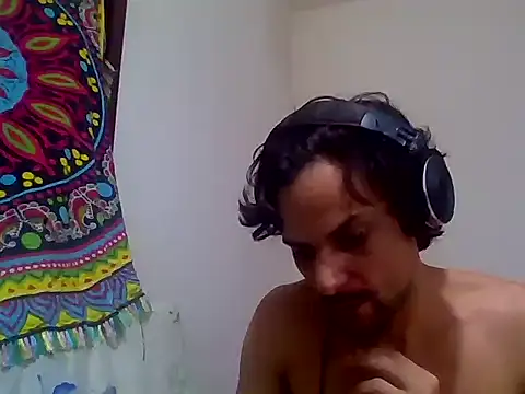 couplemilk online show from 12/05/24, 04:20