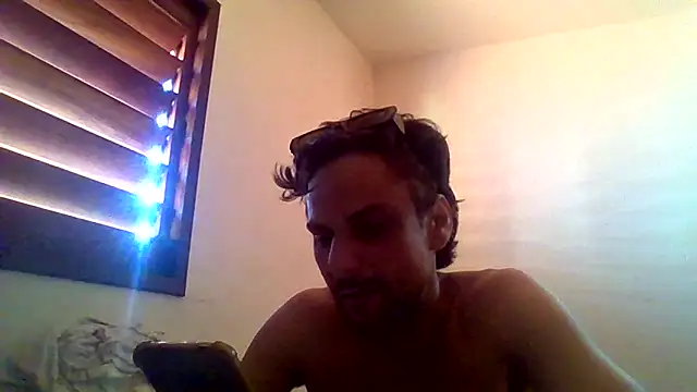 couplemilk online show from 01/06/25, 06:52