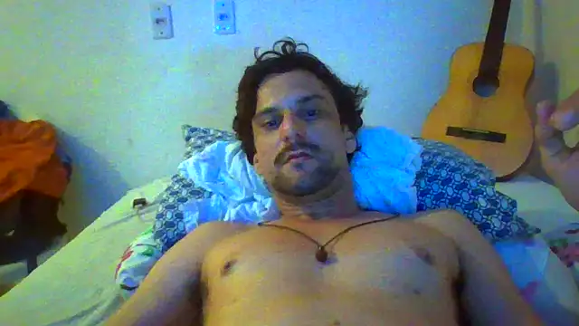 Snapshot of couplemilk chatting on 02/04/26, 02:06 couplemilk online show from 02/04/26, 02:06