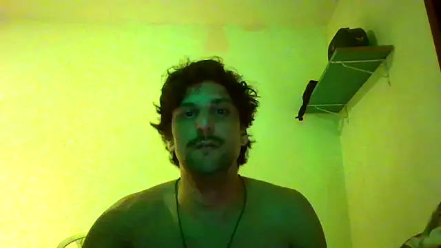 Snapshot of couplemilk chatting on 03/28/26, 11:48 couplemilk online show from 03/28/26, 11:48