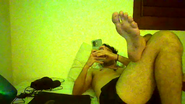 couplemilk online show from 04/15/26, 12:28