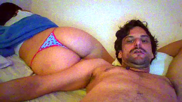 couplemilk online show from 04/21/26, 02:51