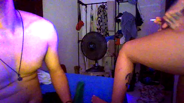 couplemilk online show from 04/27/26, 05:38