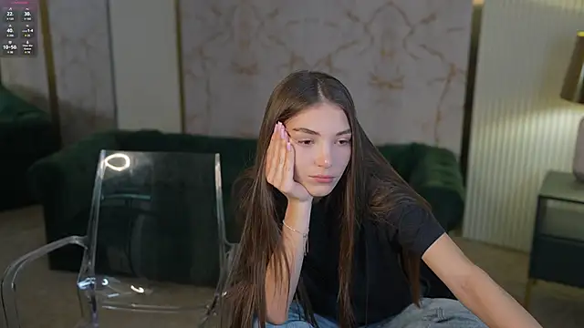 Snapshot of Sweet_Alinka7 chatting on 02/05/25, 08:11 Sweet Alinka7 online show from 02/05/25, 08:11