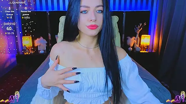 KitnissKiss online show from 11/22/25, 07:07