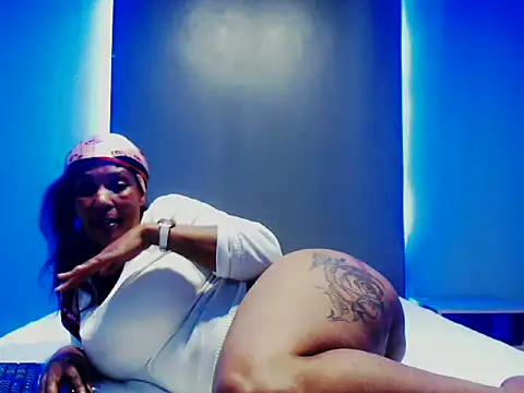 Juicyasss35xx online show from 10/05/25, 06:39