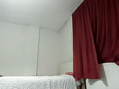 Snapshot of maskeli_s2ci_ chatting on 12/17/24, 04:53 maskeli s2ci online show from 12/17/24, 04:53