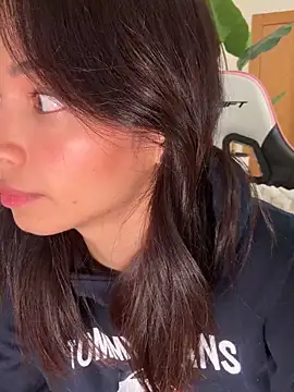 Adriennesexxx online show from 11/25/25, 06:19