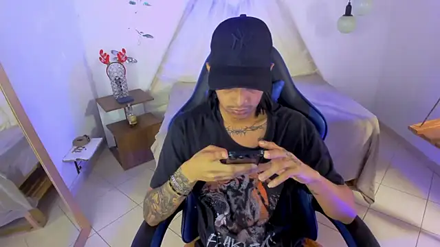 Snapshot of Brand_habes chatting on 01/08/26, 05:54 Brand habes online show from 01/08/26, 05:54