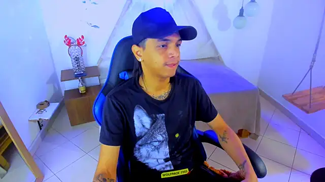 Snapshot of Brand_habes chatting on 01/10/26, 06:15 Brand habes online show from 01/10/26, 06:15