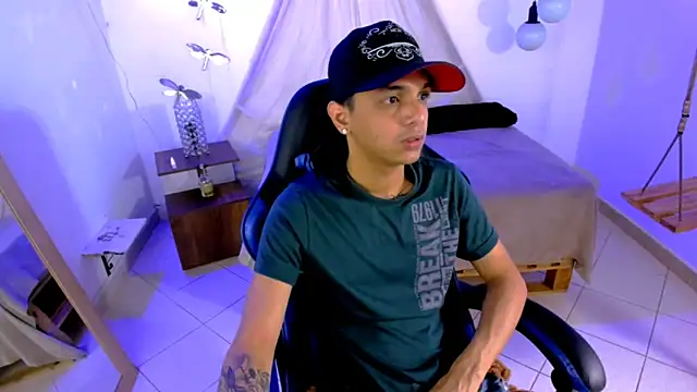 Snapshot of Brand_habes chatting on 01/18/26, 11:52 Brand habes online show from 01/18/26, 11:52