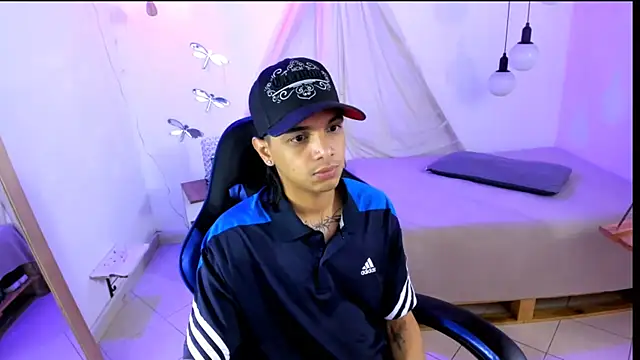 Snapshot of Brand_habes chatting on 02/12/26, 05:35 Brand habes online show from 02/12/26, 05:35