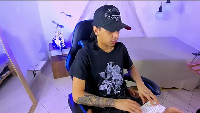 Snapshot of Brand_habes chatting on 02/28/26, 02:45 Brand habes online show from 02/28/26, 02:45