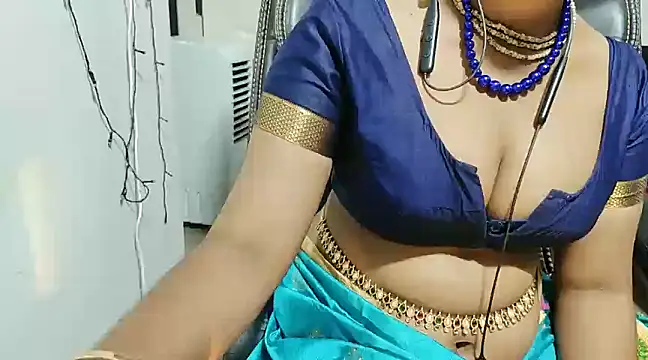 Snapshot of Anjali_cute-Pondati chatting on 03/15/25, 12:58 Anjali cute-Pondati online show from 03/15/25, 12:58