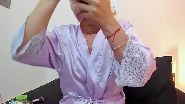 Snapshot of Sofia_Walke1 chatting on 10/23/25, 02:00 Sofia Walke1 online show from 10/23/25, 02:00