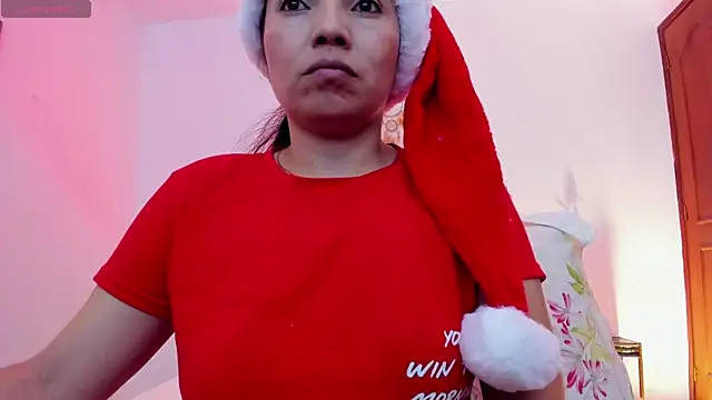 Snapshot of Sofia_Walke1 chatting on 11/26/25, 12:11 Sofia Walke1 online show from 11/26/25, 12:11