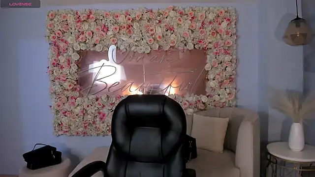 DolcieElliot online show from 01/07/25, 11:26