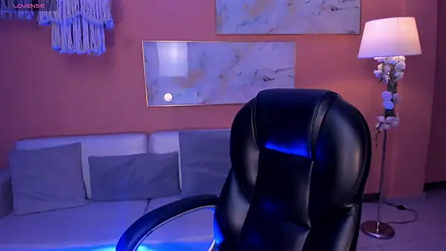 DolcieElliot online show from 03/12/25, 08:41