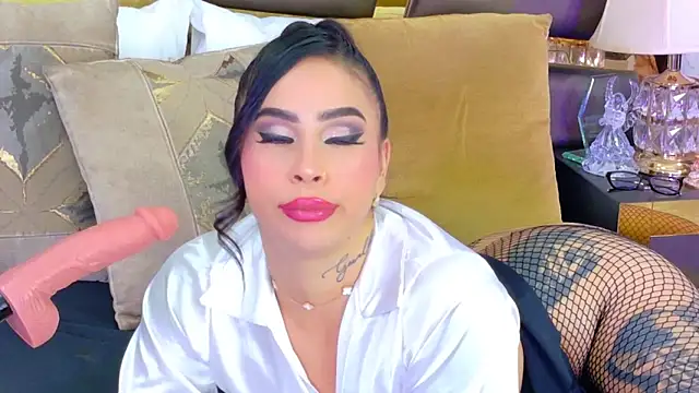 Snapshot of GiahDaniels chatting on 02/22/26, 05:51 GiahDaniels online show from 02/22/26, 05:51