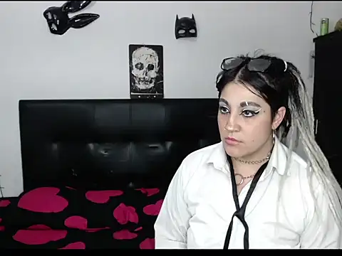 Snapshot of Bonnie-Clark chatting on 06/06/26, 03:00 Bonnie-Clark online show from 06/06/26, 03:00