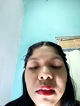 DIORA Latina online show from 01/06/26, 03:54