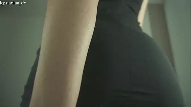 Snapshot of Nadiaa_ chatting on 11/08/25, 04:45 Nadiaa online show from 11/08/25, 04:45