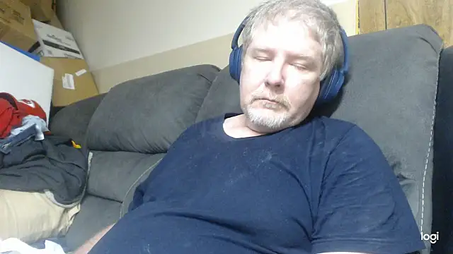 Snapshot of BrisonChase chatting on 07/03/26, 02:23 BrisonChase online show from 07/03/26, 02:23