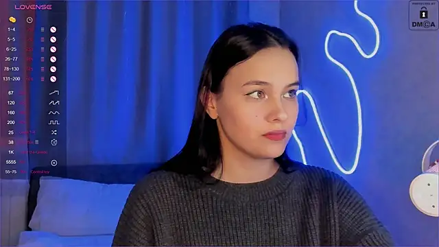 Snapshot of _Sweetie_ chatting on 12/22/24, 02:06 Sweetie online show from 12/22/24, 02:06