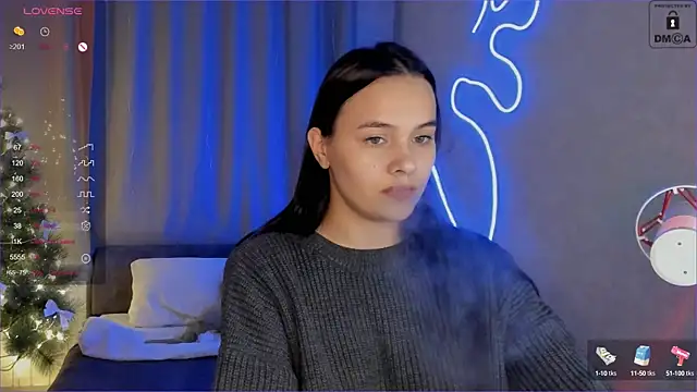 Snapshot of _Sweetie_ chatting on 01/05/25, 12:53 Sweetie online show from 01/05/25, 12:53