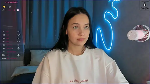 Snapshot of _Sweetie_ chatting on 01/22/25, 01:00 Sweetie online show from 01/22/25, 01:00