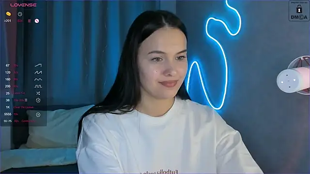 Snapshot of _Sweetie_ chatting on 01/22/25, 04:02 Sweetie online show from 01/22/25, 04:02