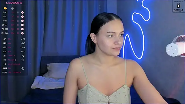 Snapshot of _Sweetie_ chatting on 01/25/25, 04:24 Sweetie online show from 01/25/25, 04:24