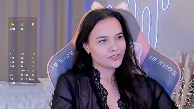 Snapshot of _Sweetie_ chatting on 03/06/25, 11:14 Sweetie online show from 03/06/25, 11:14