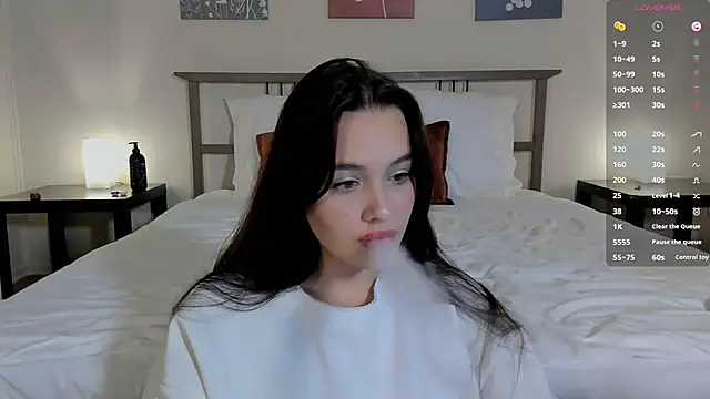 Snapshot of _Sweetie_ chatting on 11/29/25, 01:36 Sweetie online show from 11/29/25, 01:36