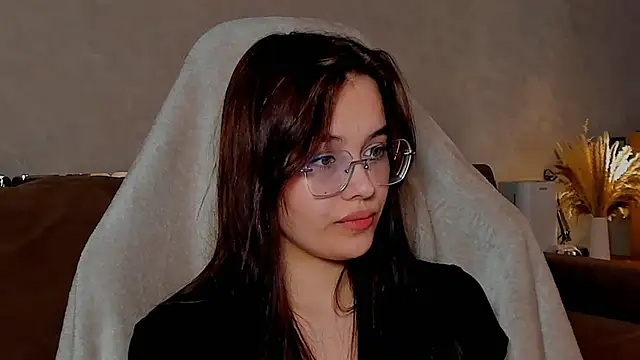  Sweetie  online show from 04/13/26, 01:49