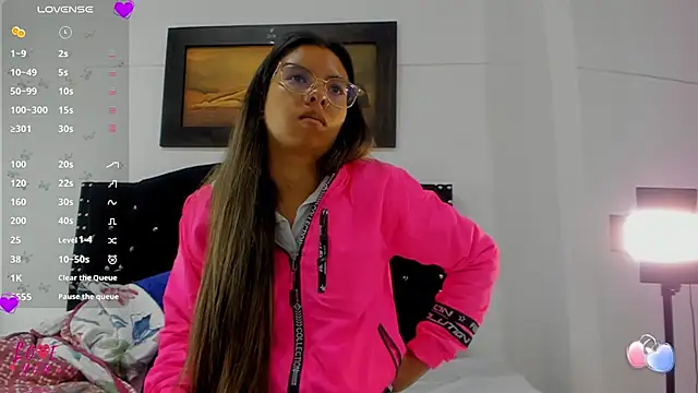 Vahiolet smith online show from 12/03/25, 03:14