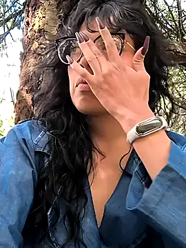 Snapshot of Fun_Everywhere chatting on 02/01/25, 07:55 Fun Everywhere online show from 02/01/25, 07:55